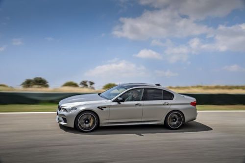 P90315976_lowRes_the-new-bmw-m5-compe